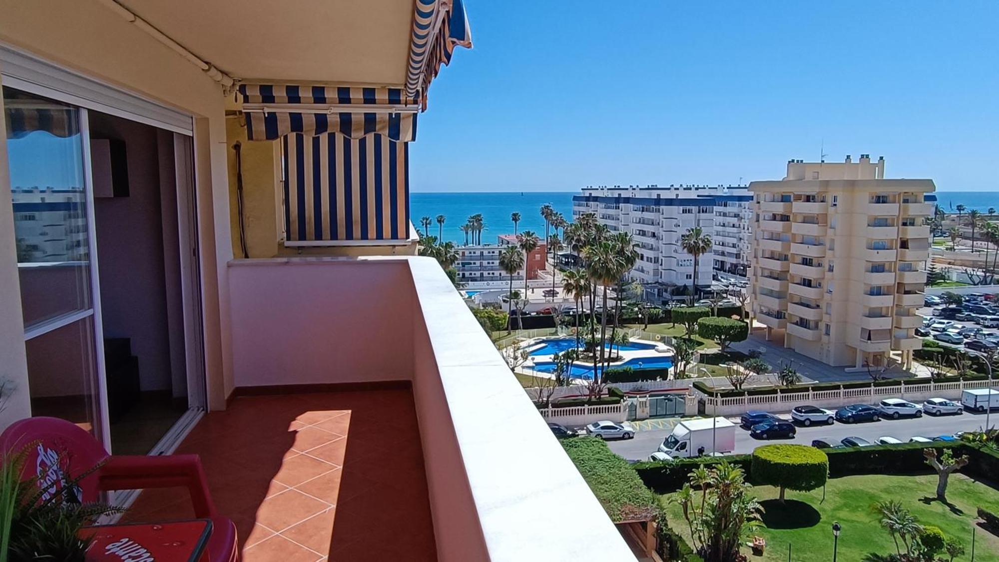 Andalucia Beach & Garden Apartment เบนัลมาเดนา ภายนอก รูปภาพ